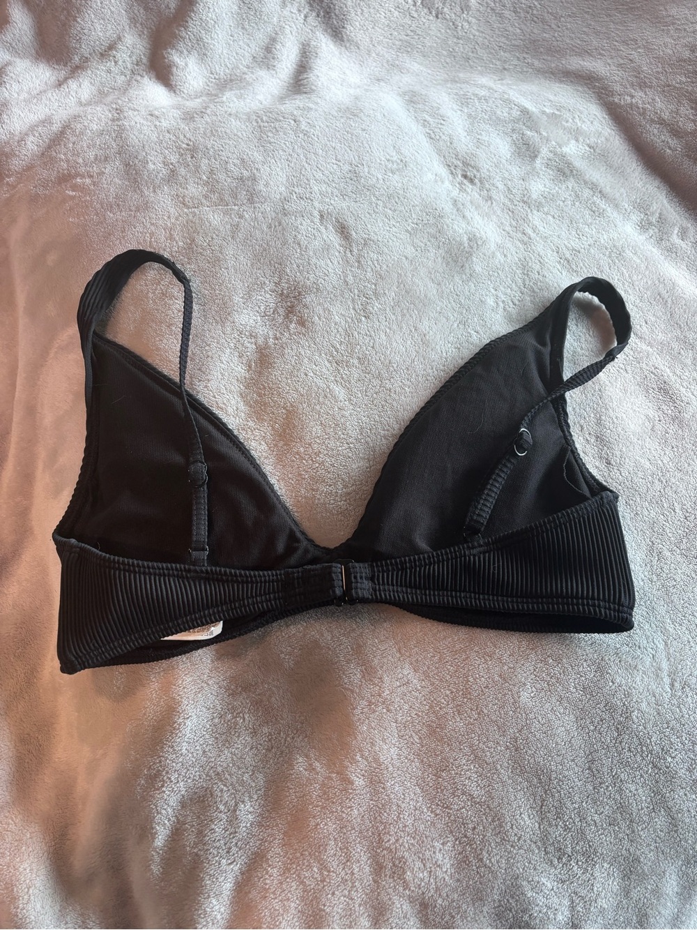 Roxy “Rib Love Oceana” Black Ribbed Wireless Triangle Bikini top M - Picture 3 of 5